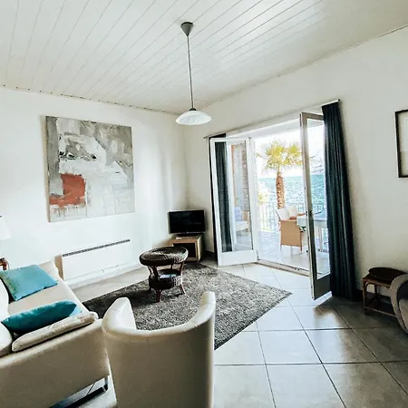 Posta Al Lago Apartment *